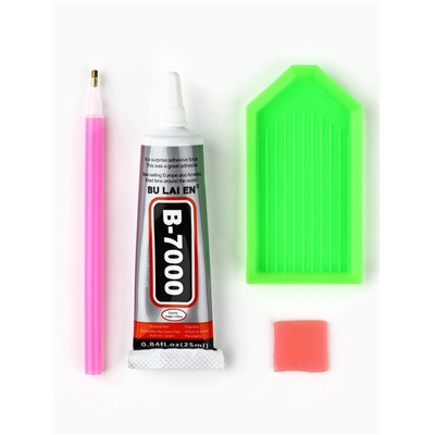 Алмазная мозаика на фигурке с полным заполнением «Жемчужный мишка стразами», белый