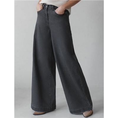 Джинсы трубы широкие с декоративной стиркой из эластичного денима