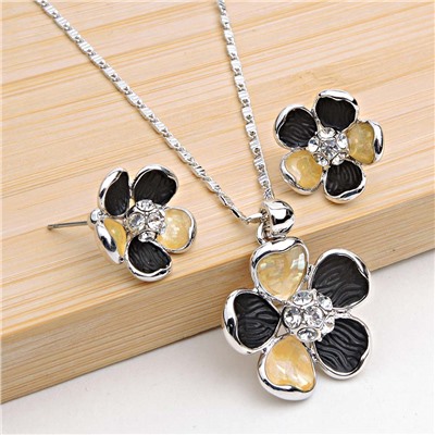 Комплект арт. V043396A-001 (id 193177)