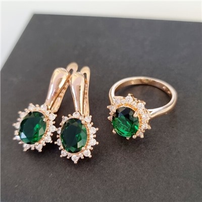 Комплект ювелирная бижутерия коллекция  "Дубай" серьги и кольцо 19 р, покрытие: позолота, вставка: фианиты, цвет: зеленый и прозрачный, арт.213.998-19
