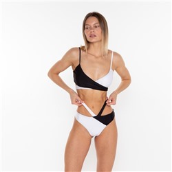 Купальник раздельный двухцветный женский, белый, чёрный, размер 48