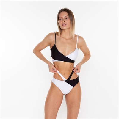 Купальник раздельный двухцветный женский, белый, чёрный, размер 48