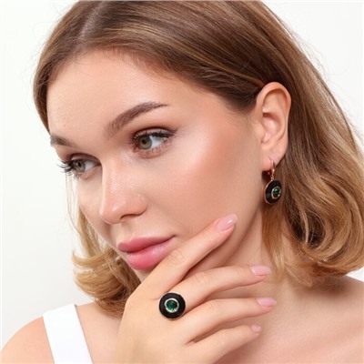 Комплект ювелирной бижутерии коллекция "Дубай" серьги и кольцо 18 р, покрытие позолота, вставка: цветная эмаль и крупный фианит, цвет: зеленый и черный, арт.215.342-18