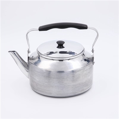 УЦЕНКА Чайник полированный 3 л.