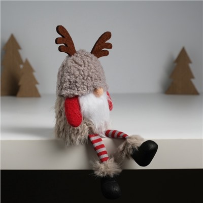 Фигурка текстиль «Гном в серой барашковой шапке с рожками», на полку, стол, 6.2×9.5×18.5 см