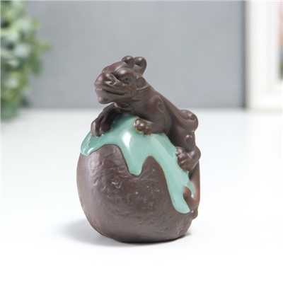 Фигурка керамика «Дракон на жемчужине», голубая глазурь, 8.5×6.3 см