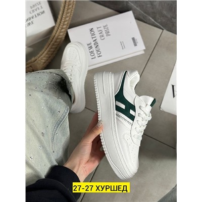 кроссовки
