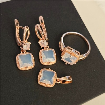 Комплект ювелирной бижутерии Дубайское золото: серьги, кулон и кольцо 20 р с крупным камнем, покрытие позолота, вставка: фианит, цвет: прозрачный, арт.314.967-20