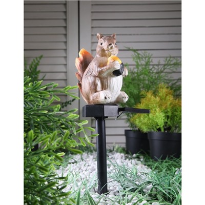 Садовый светильник «Белочка с орешком», уличный, на солнечной батарее, 41 см, 1 LED, свечение тёплое белое