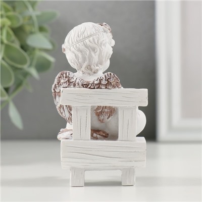 Фигурка полистоун «Милый ангелочек на скамье с сердцем», кофейный венок, 5×5×9 см