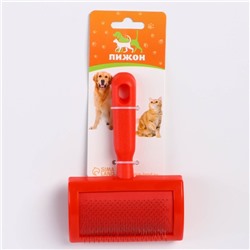 Пуходерка полукруглая средняя без капель, 10×13 см, красная