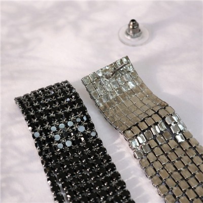 Комплект вечерней бижутерии со стразами чокер и серьги, цвет: черный, арт.012.104