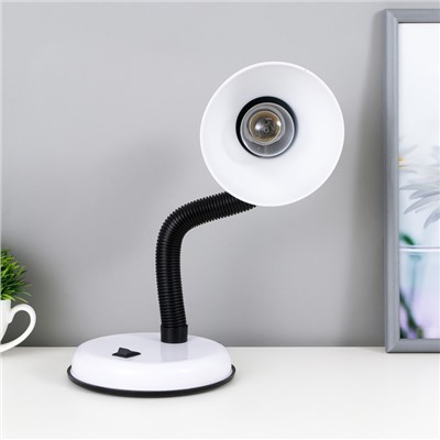 Лампа настольная Е27, с выкл. (220 В) белая 34×14×14 RISALUX