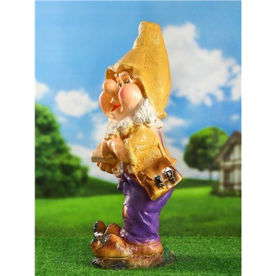 Садовая фигура из гипса «Гном с книгой», 30×28×70 см