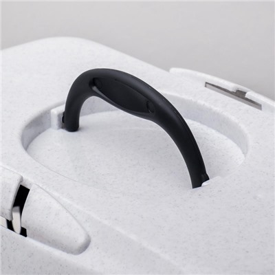 Переноска для животных до 9 кг «Пижон», 43×29×27.5 см, металлическая дверь, пластик, белая, серая