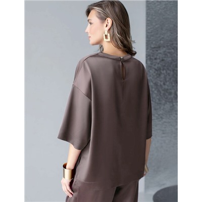 Блузка свободная из струящегося плотного сатина