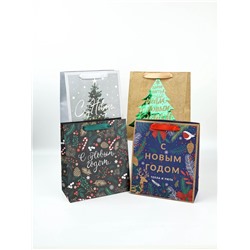 Набор пакетов подарочных новогодних «Еловый лес», 4 шт., 27×23×11.5 см