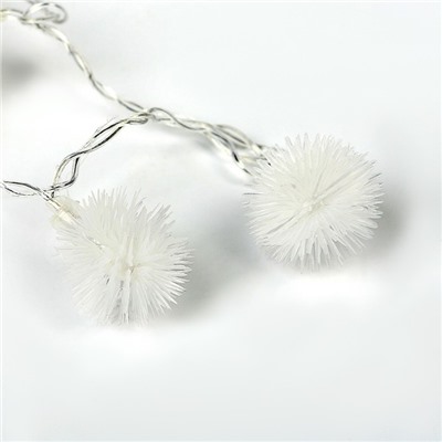 УЦЕНКА Гирлянда «Занавес», 2×1.5 м, с насадками «Ёжики», IP20, 360 LED, 220 В, 8 режимов, прозрачная нить, свечение белое