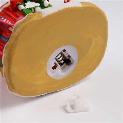 Светодиодная фигура «Домик из сладостей» 13×12×9 см, полистоун, от батареек AG3×3, свечение тёплое белое