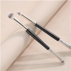 Двусторонняя кисть для макияжа