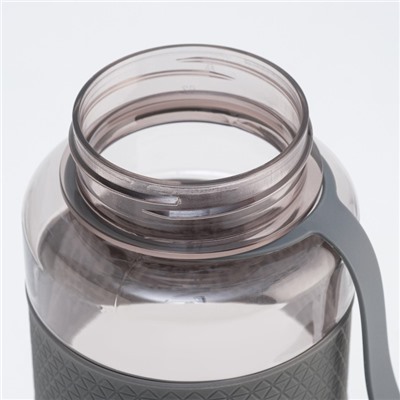 Бутылка для воды «Мастер К», 1.97 л, 32×10 см