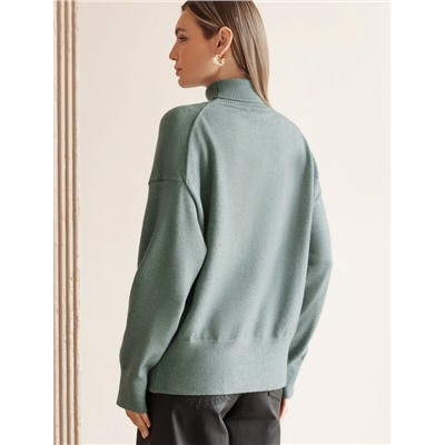 Свитер из пряжи с кашемиром