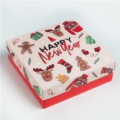 Набор новогодний подарочный KAFTAN Happy Year, носки размер 36-39 (23-25 см), маска для сна, открытка 2 шт.