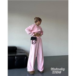Спортивный костюм #22630951