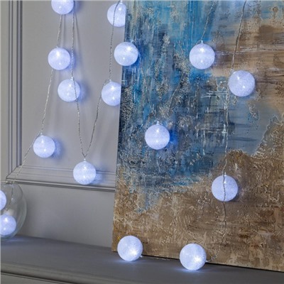 УЦЕНКА Гирлянда «Нить» 5 м с насадками «Клубки белоснежные», IP20, прозрачная нить, 20 LED, свечение белое, 220 В