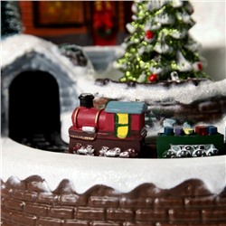 УЦЕНКА Светодиодная фигура «Поезд и ёлка», 20×20×16 см, полистоун, батарейки ААх3 (не в комплекте), USB, свечение тёплый белый