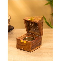 Подставка под благовония в форме пирамиды «Джали», 9×9×15.5 см, дерево шишам