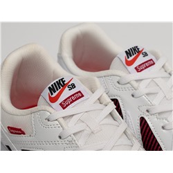 Футбольная обувь Supreme x Nike SB Gato