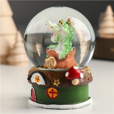 Снежный шар новогодний стеклянный «Китайский зелёный дракон на домике к богатству», 6.5×6.5×8.8 см