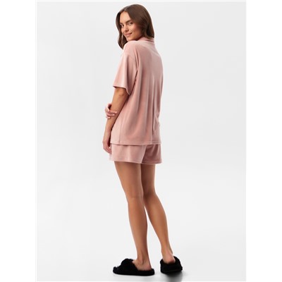 Пижама женская (рубашка, шорты) KAFTAN Plushy, размер 52-54, розовая