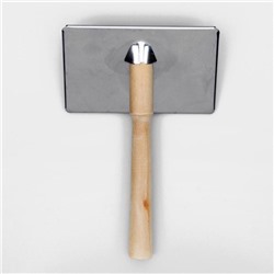 Пуходерка Wood большая широкая с каплями, 12×19 см, длинная деревянная ручка
