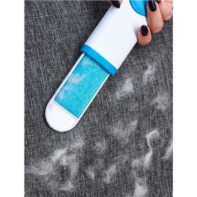 Щётка для удаления шерсти и волос с одежды и мебели, 13.5×6×3 см, цвет синий