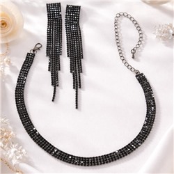 Комплект вечерней бижутерии со стразами чокер и серьги, цвет: черный, арт.012.104