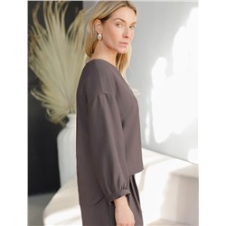 Укороченная блузка с V вырезом из плотного лиоцелла