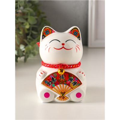 Копилка для денег «Кот Манэки-нэко с веером», керамика, 7.8×7.5×12.5 см