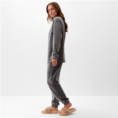 Костюм женский (свитшот, брюки) KAFTAN Plushy, размер 40-42, серый