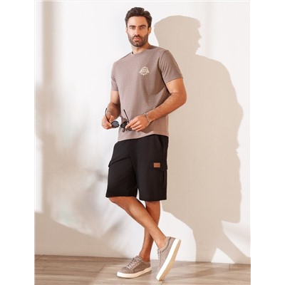 Футболка из премиального хлопка с авторским принтом