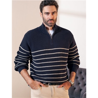 Свитер фактурной крупной вязки с металлической молнией