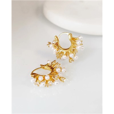 Стильные серьги