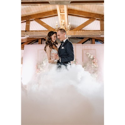 Шоу: Тяжелый дым на свадьбу для танца молодоженов