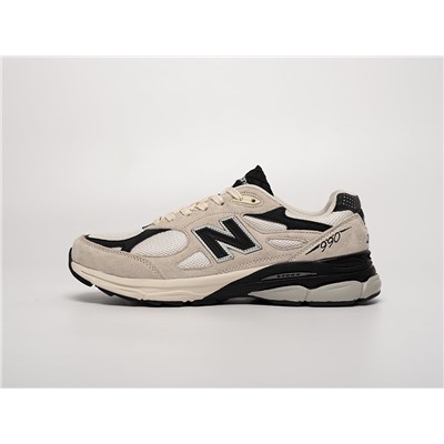 Кроссовки New Balance 990 v3