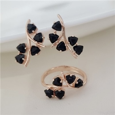 Комплект ювелирной бижутерии коллекция "Дубай" серьги и кольцо 19 р, покрытие позолота, вставка: фианиты, цвет: черный, арт.215.497-19