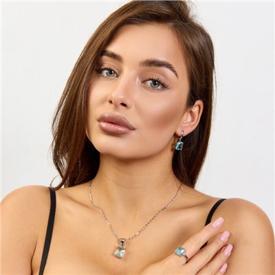 Комплект ювелирной бижутерии коллекция "Дубай" серьги, кулон и кольцо 19 р покрытие посеребрение, вставка: стекло, цвет: голубой, арт.215.595-19