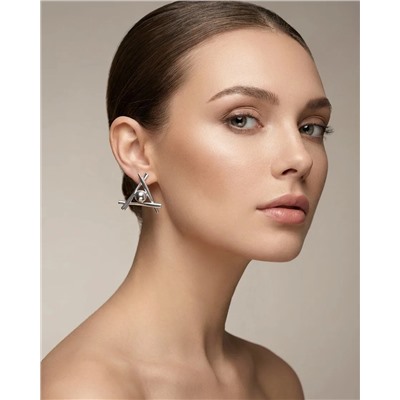 Стильные серьги