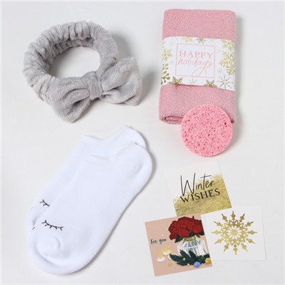 Набор подарочный новогодний "Happy holidays" полотенце и аксессуары (6 предметов)