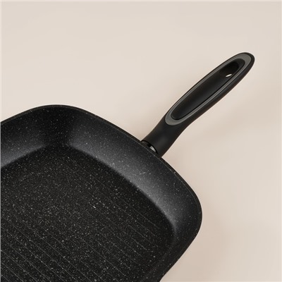 Сковорода-гриль SL Home, d=28 см, h=4.2 см, антипригарное покрытие, индукция, кованый алюминий, чёрная